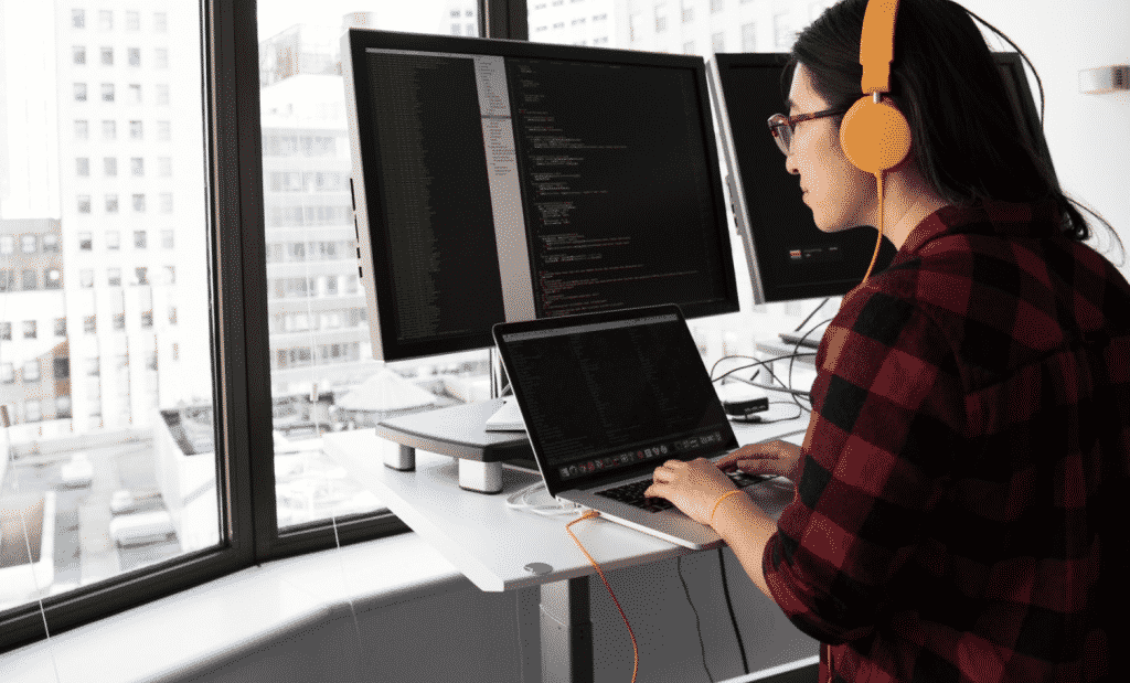 Hiring ML Engineers? Just look for these 10 Skills