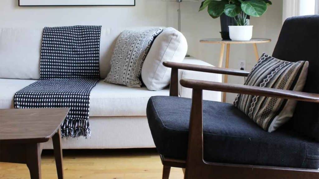 5 Ways to Make Your Place More Homey