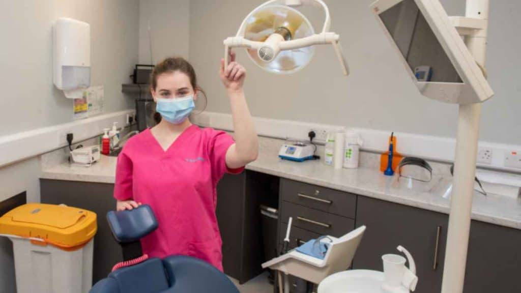 Dental Nursing Course A Comprehensive Guide for Aspiring Dental Nurses