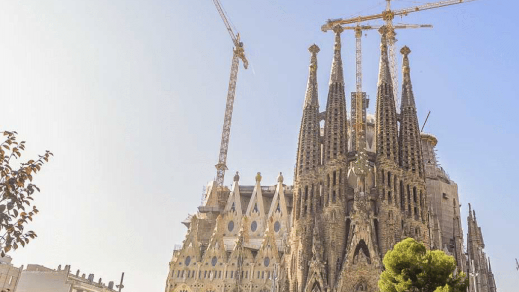 Embracing History and Innovation A Visit to Sagrada Familia in Barcelona