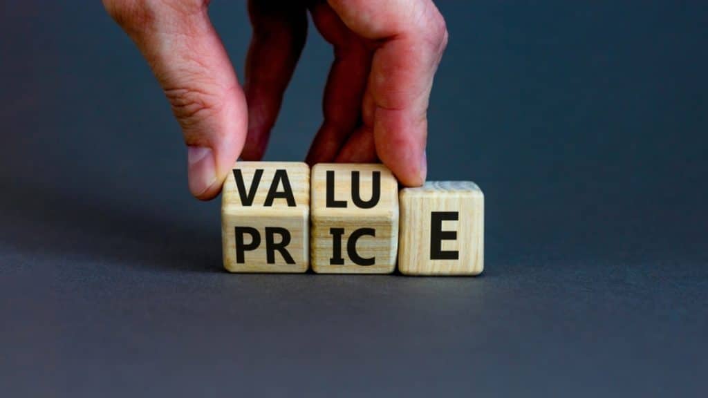 Finding the Perfect Fit Value-Based Pricing vs. Competitive Pricing