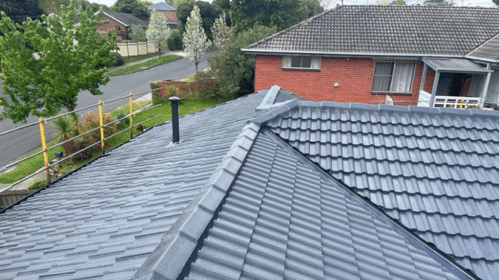 How to Pick Professional Roof Restoration Services for Your Melbourne Home