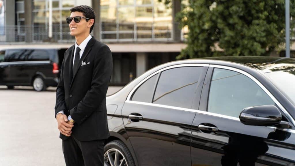 6 Things to Consider When Selecting a Charleston Limo Service